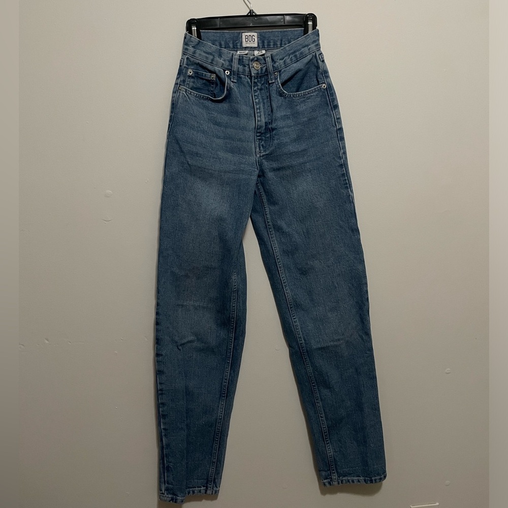 BDG Jeans - Picture 2 of 5